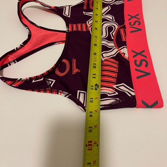 Victoria's Secret The Player Racerback Sport Bra - Grape Soda Size Medium NWT - Picture 3 of 5